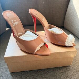 MISS Z MULE 100mm Christian Louboutin Beige Peep-Toe Heels with Red Soles
